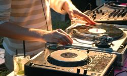 DJ Experience in Surrey or Manchester